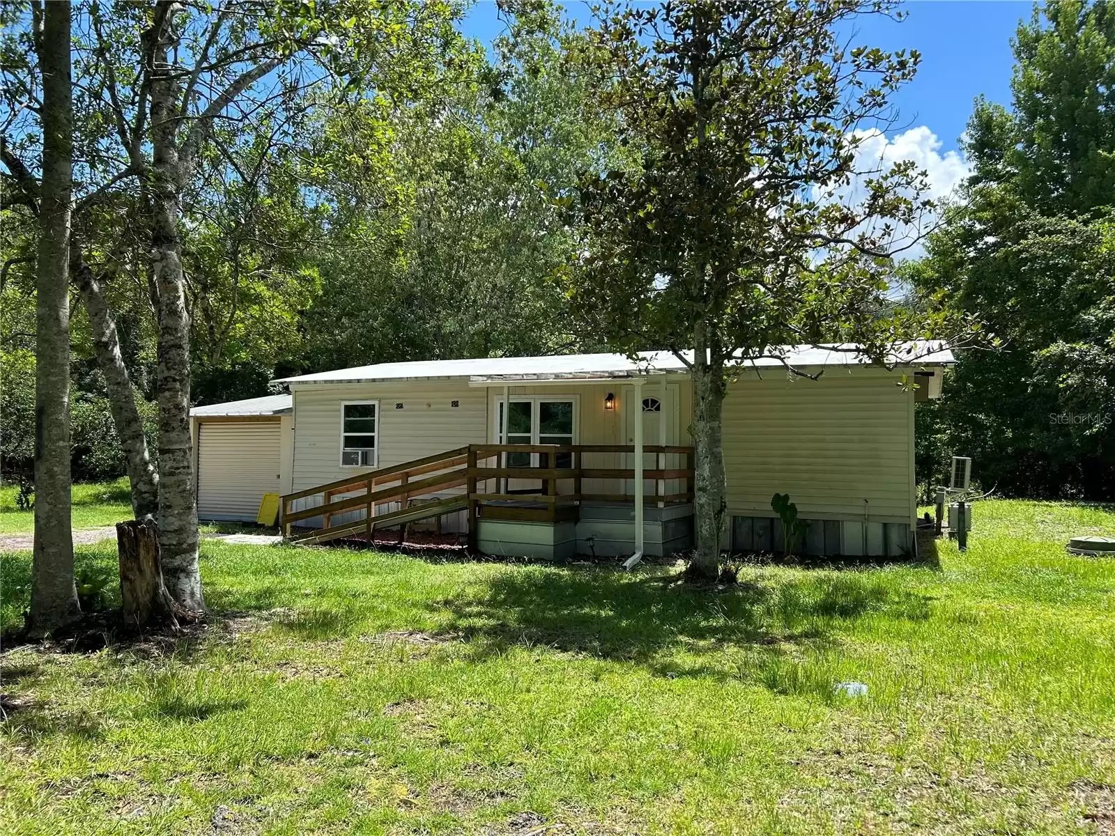 55508 6TH STREET, ASTOR, Florida 32102, 3 Bedrooms Bedrooms, ,2 BathroomsBathrooms,Residential Lease,For Rent,6TH,MFRV4937241