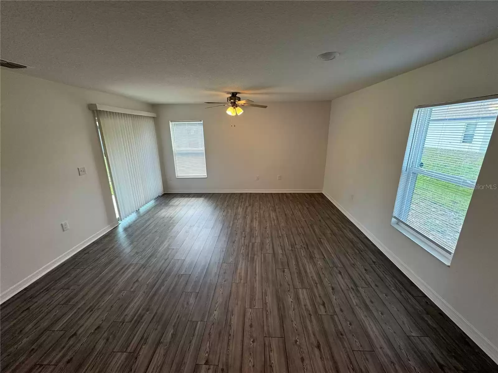 233 KENSINGTON VIEW BOULEVARD, WINTER HAVEN, Florida 33880, 3 Bedrooms Bedrooms, ,2 BathroomsBathrooms,Residential Lease,For Rent,KENSINGTON VIEW,MFRO6220937