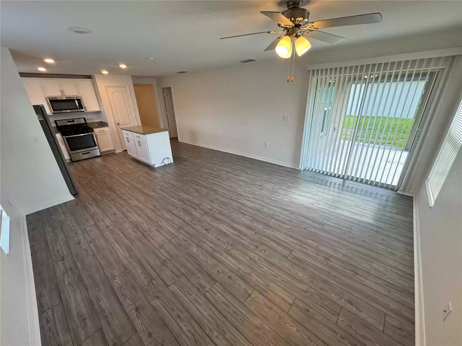 233 KENSINGTON VIEW BOULEVARD, WINTER HAVEN, Florida 33880, 3 Bedrooms Bedrooms, ,2 BathroomsBathrooms,Residential Lease,For Rent,KENSINGTON VIEW,MFRO6220937