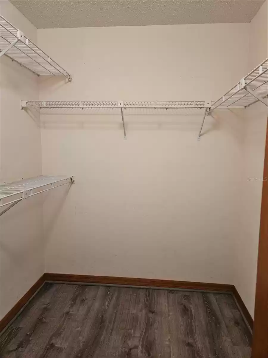 Walk-in Closet