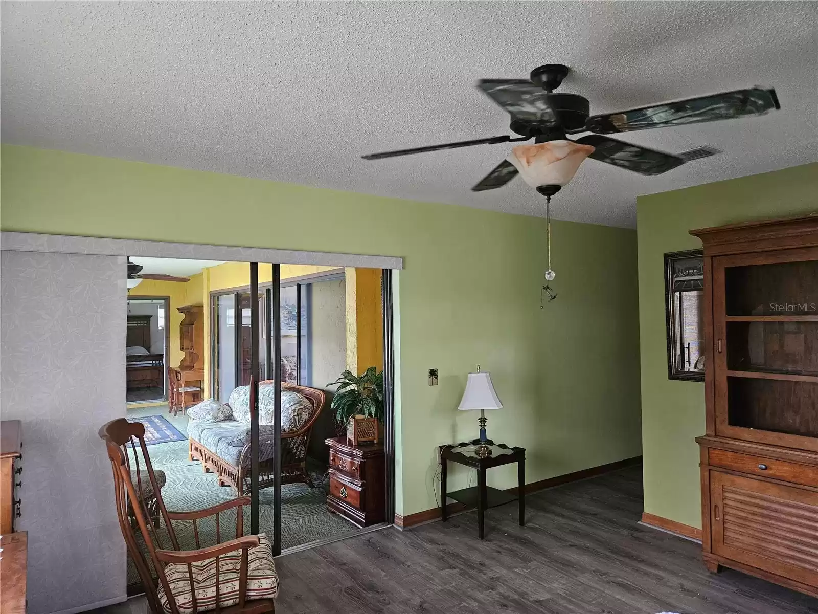 Guest Bedroom Looking into Lanai