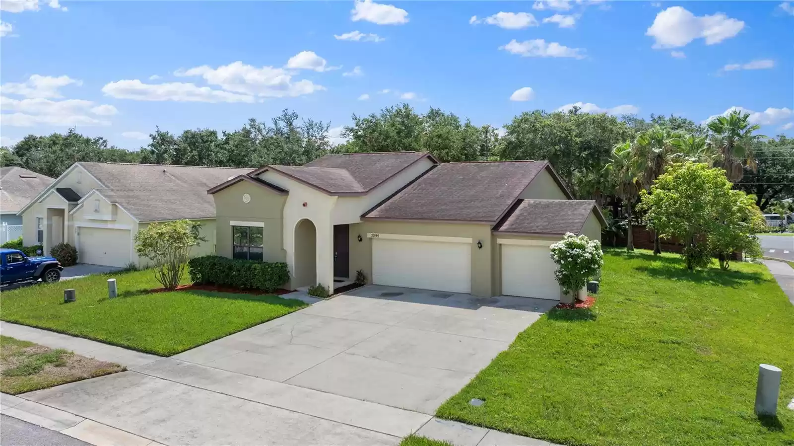 3099 POINTE PLACE AVENUE, KISSIMMEE, Florida 34758, 4 Bedrooms Bedrooms, ,2 BathroomsBathrooms,Residential Lease,For Rent,POINTE PLACE,MFRO6221371