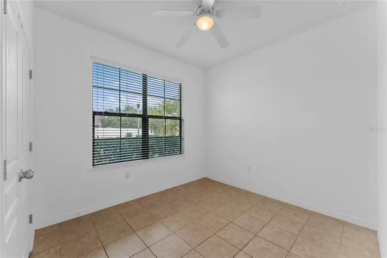 3099 POINTE PLACE AVENUE, KISSIMMEE, Florida 34758, 4 Bedrooms Bedrooms, ,2 BathroomsBathrooms,Residential Lease,For Rent,POINTE PLACE,MFRO6221371