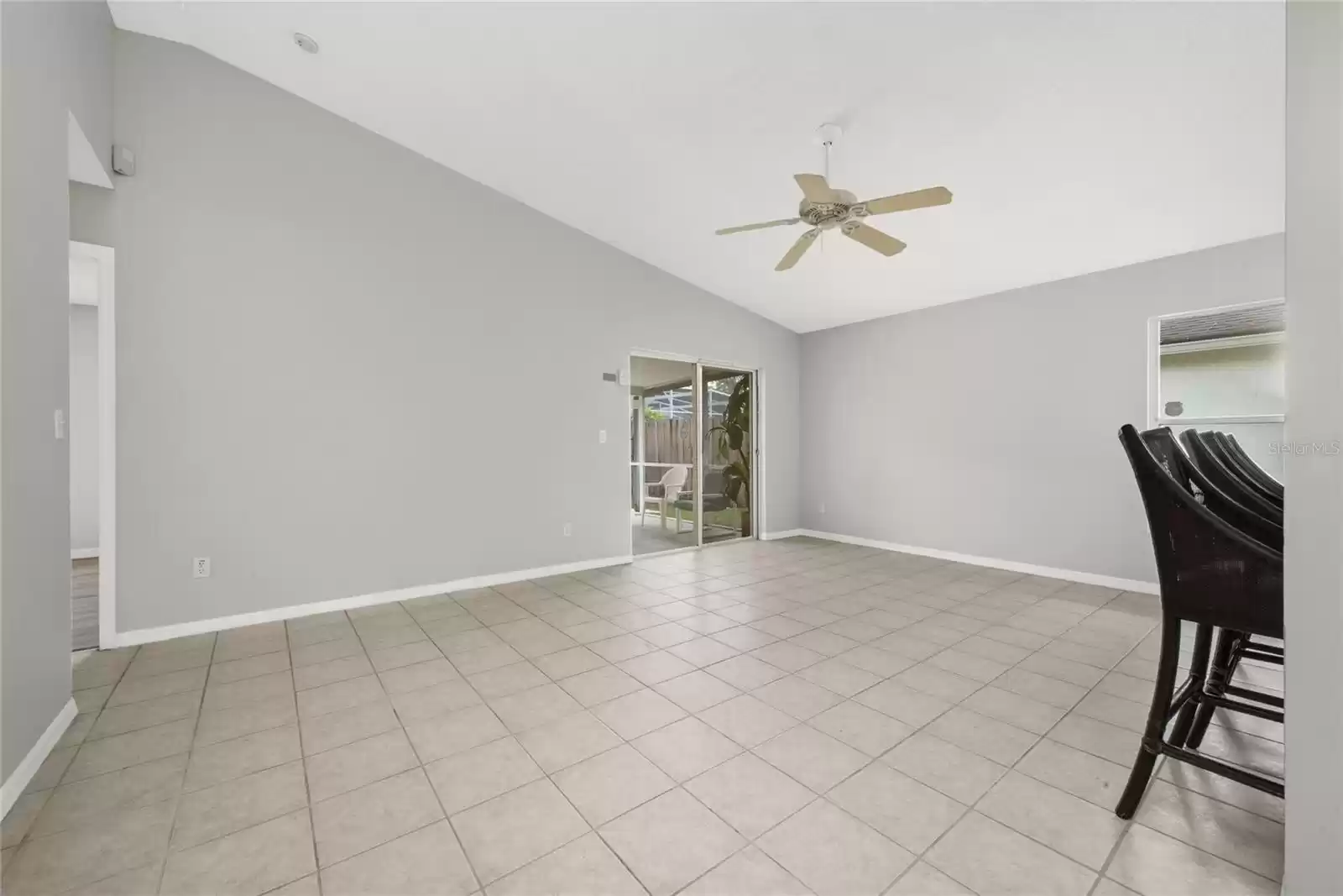 1509 INDIAN OAKS TRAIL, KISSIMMEE, Florida 34747, 3 Bedrooms Bedrooms, ,2 BathroomsBathrooms,Residential Lease,For Rent,INDIAN OAKS,MFRS5108240