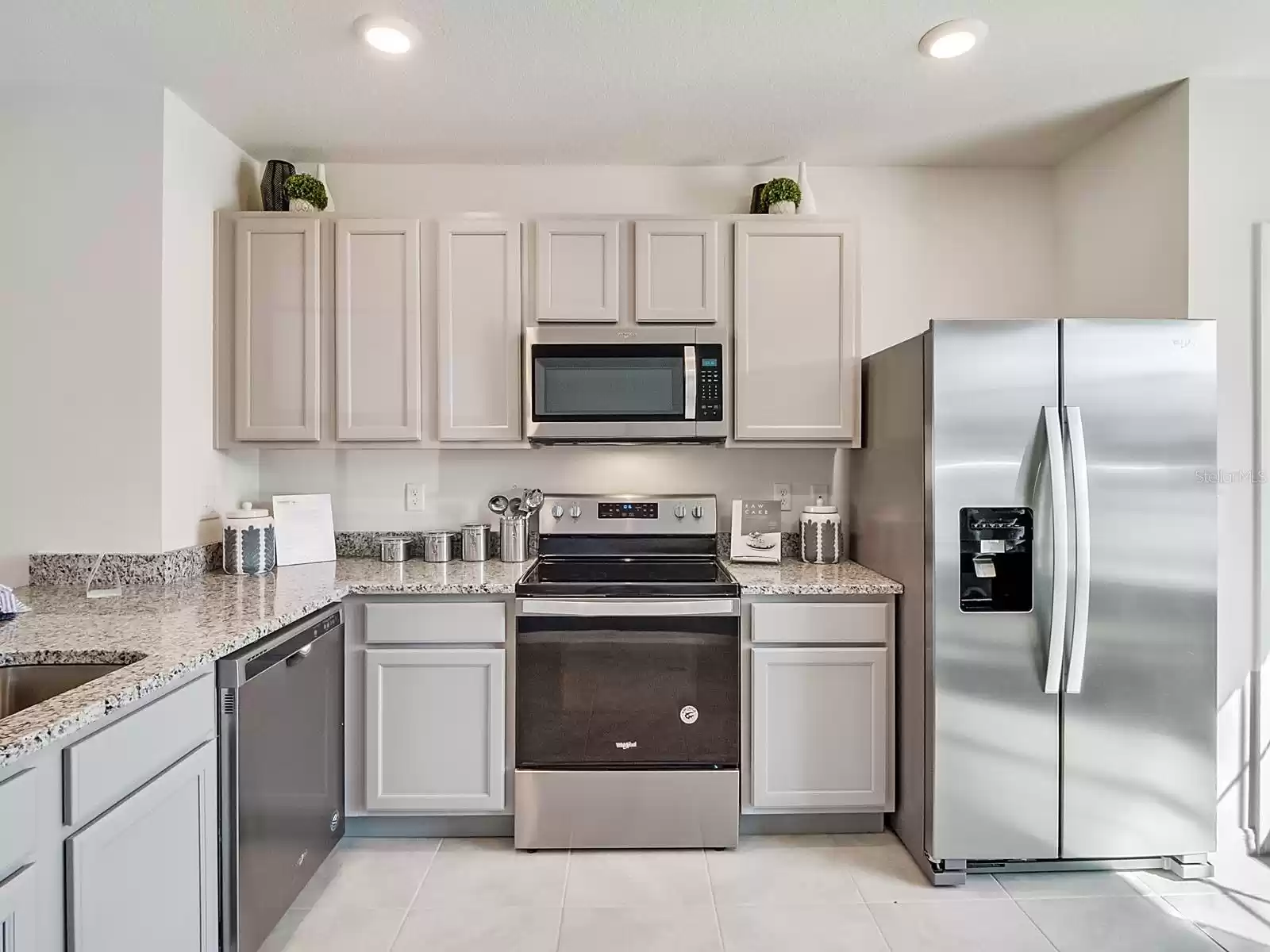 3311 WYE OAK DRIVE, APOPKA, Florida 32703, 3 Bedrooms Bedrooms, ,2 BathroomsBathrooms,Residential,For Sale,WYE OAK,0,MFRO6221262