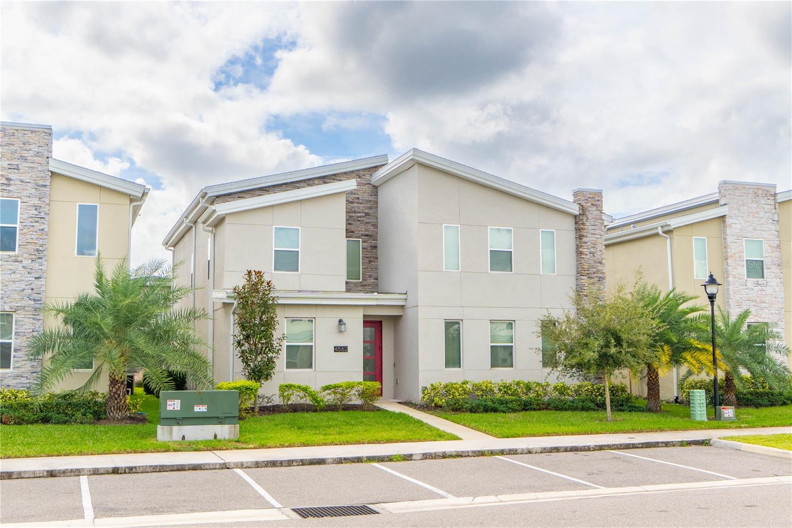 4562 Narrative Ln, Kissimmee, Florida 34746, 9 Bedrooms Bedrooms, ,5 BathroomsBathrooms,Residential,For Sale,NARRATIVE,O6219001