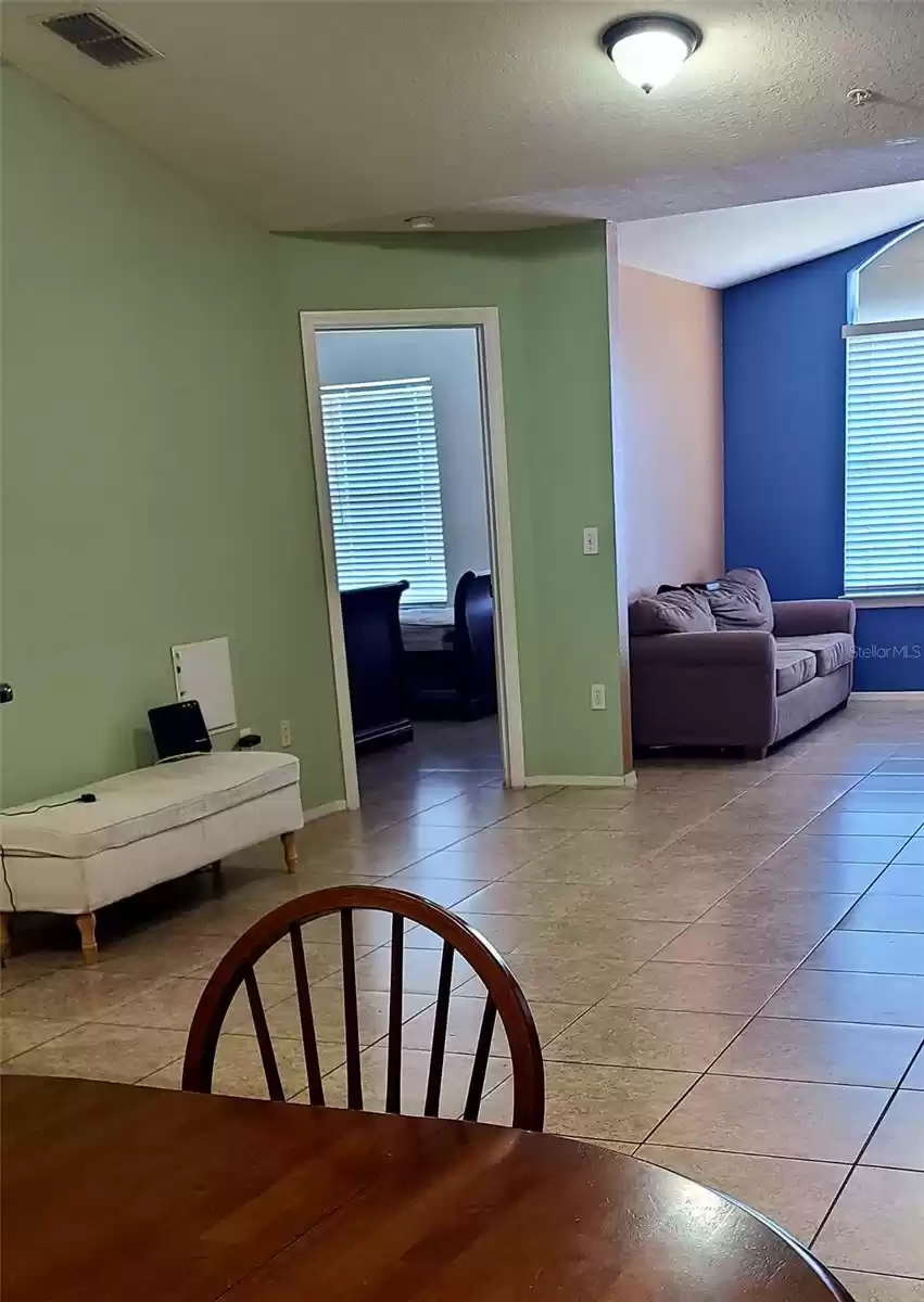 ORLANDO, Florida 32811, 2 Bedrooms Bedrooms, ,2 BathroomsBathrooms,Residential Lease,For Rent,MFRS5107461