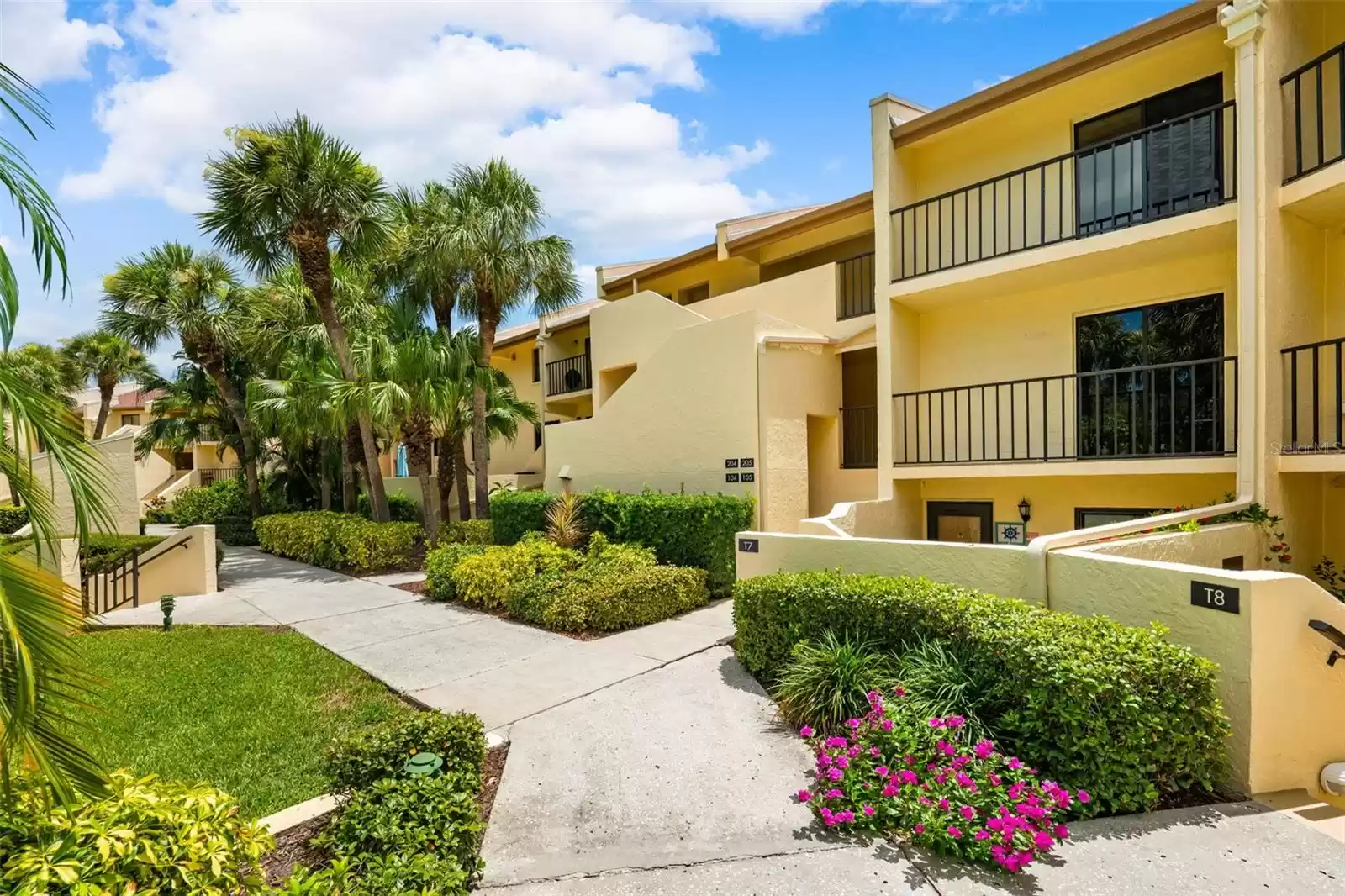 7500 SUNSHINE SKYWAY LANE, SAINT PETERSBURG, Florida 33711, 2 Bedrooms Bedrooms, ,2 BathroomsBathrooms,Residential Lease,For Rent,SUNSHINE SKYWAY,MFRW7866395