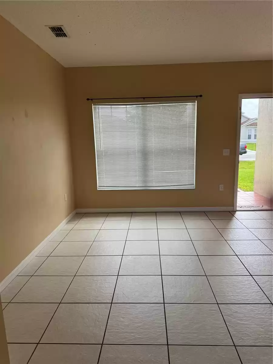 1037 DUDLEY DRIVE, KISSIMMEE, Florida 34758, 3 Bedrooms Bedrooms, ,2 BathroomsBathrooms,Residential Lease,For Rent,DUDLEY,MFRS5108300