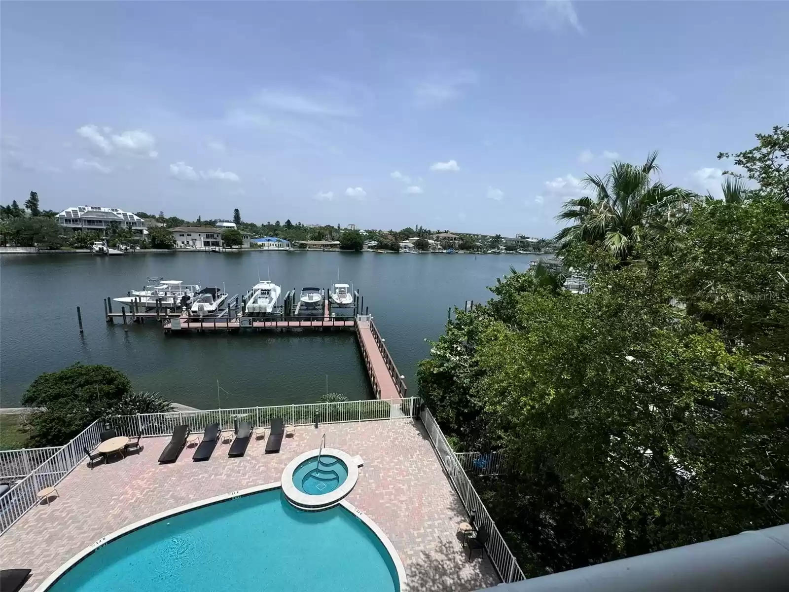 3805 GULF BOULEVARD, ST PETE BEACH, Florida 33706, 3 Bedrooms Bedrooms, ,3 BathroomsBathrooms,Residential Lease,For Rent,GULF,MFRU8249746