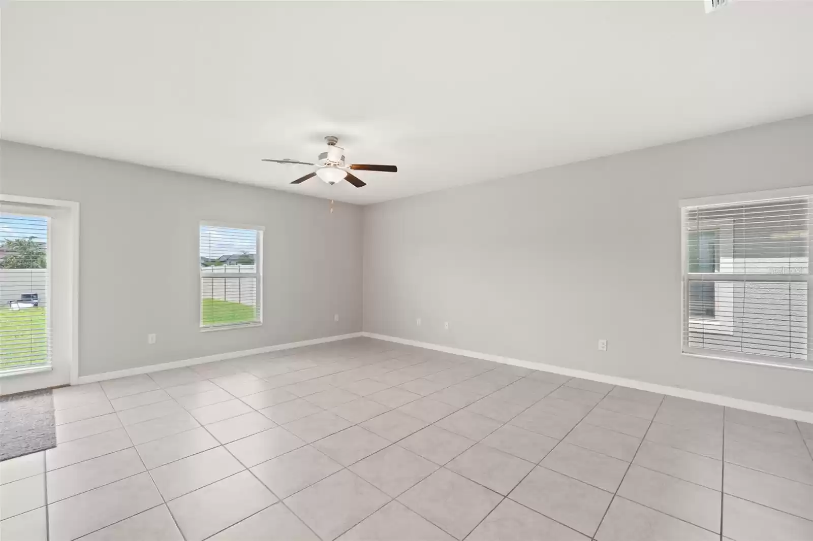 14403 TOUCH GOLD LANE, SUN CITY CENTER, Florida 33573, 5 Bedrooms Bedrooms, ,2 BathroomsBathrooms,Residential,For Sale,TOUCH GOLD,MFRT3538193