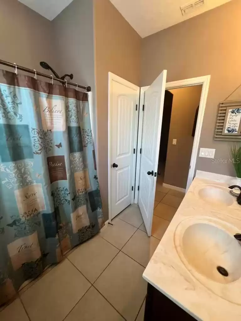 2313 BEACON LANDING CIRCLE, ORLANDO, Florida 32824, 4 Bedrooms Bedrooms, ,3 BathroomsBathrooms,Residential Lease,For Rent,BEACON LANDING,MFRO6220798