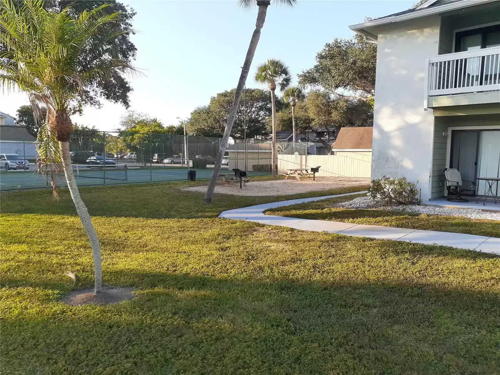 455 ALT 19, PALM HARBOR, Florida 34683, 2 Bedrooms Bedrooms, ,2 BathroomsBathrooms,Residential Lease,For Rent,ALT 19,MFRU8249513