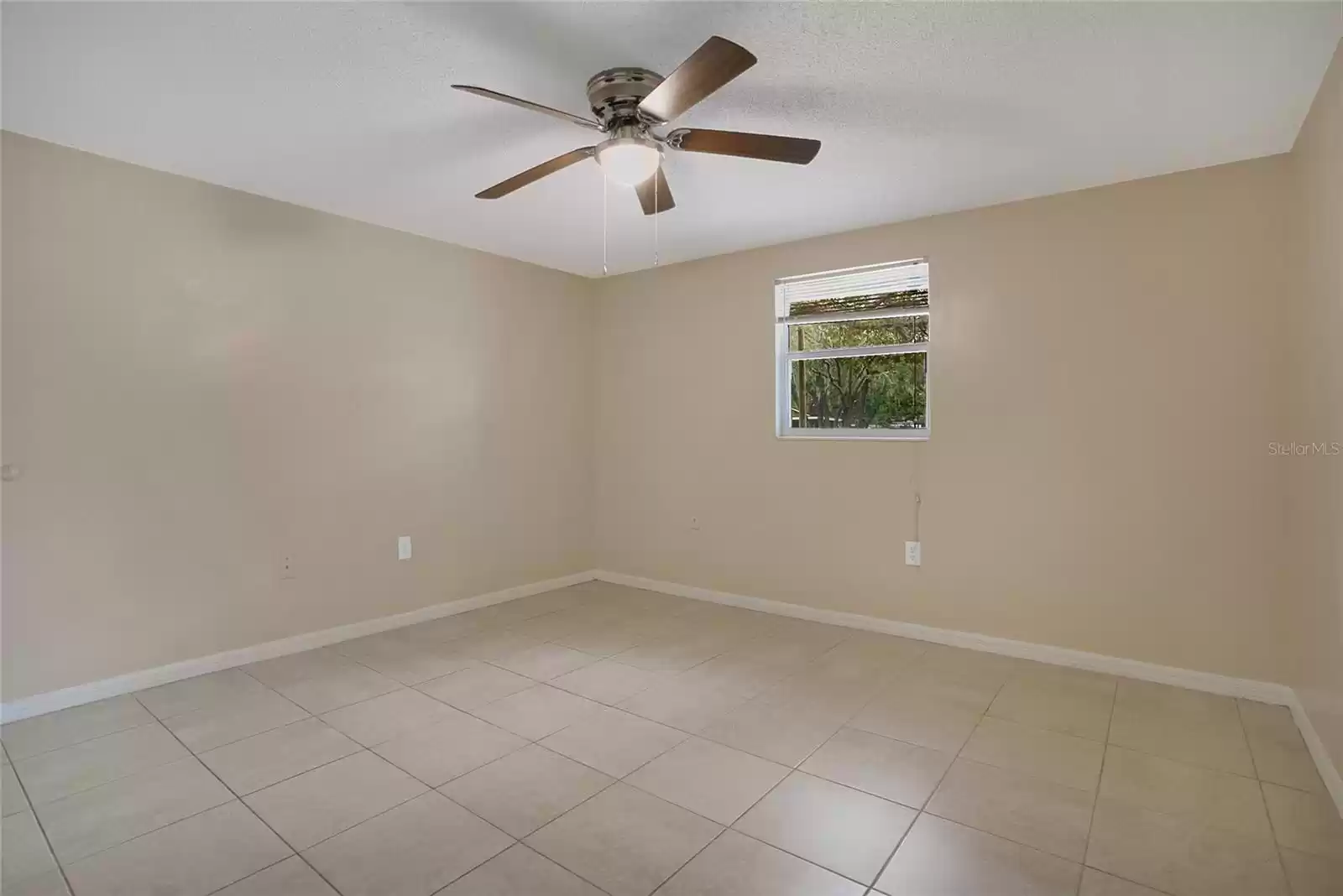 607 CAMINO COURT, ALTAMONTE SPRINGS, Florida 32701, 2 Bedrooms Bedrooms, ,1 BathroomBathrooms,Residential Lease,For Rent,CAMINO,MFRO6222223