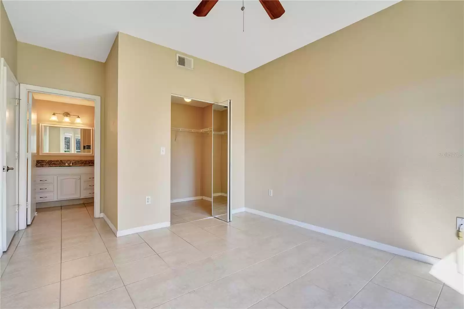 5554 METROWEST BOULEVARD, ORLANDO, Florida 32811, 2 Bedrooms Bedrooms, ,2 BathroomsBathrooms,Residential Lease,For Rent,METROWEST,MFRO6222237