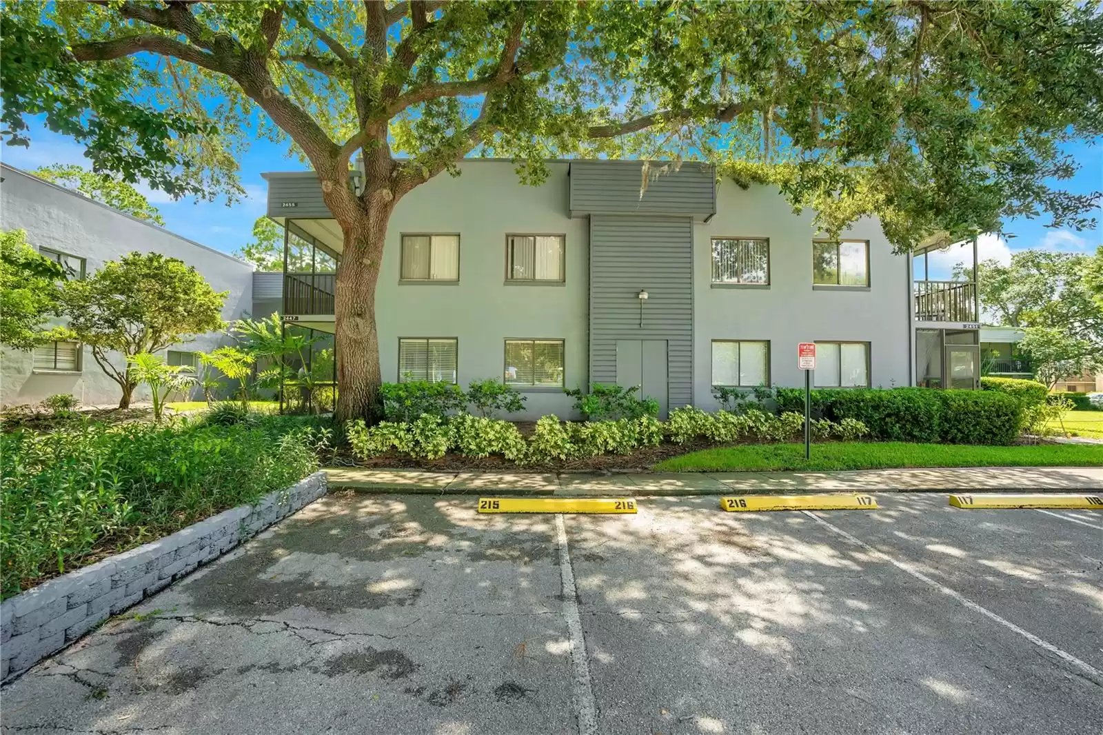 2447 OAK PARK WAY, ORLANDO, Florida 32822, 2 Bedrooms Bedrooms, ,2 BathroomsBathrooms,Residential Lease,For Rent,OAK PARK,MFRO6222661