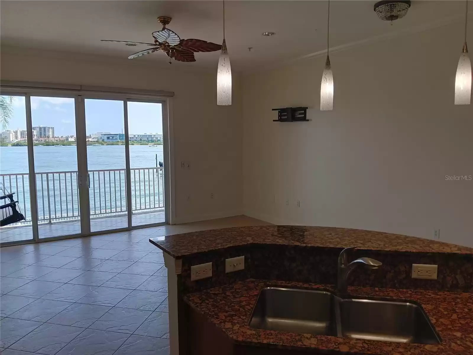 200 BRIGHTWATER DRIVE, CLEARWATER, Florida 33767, 4 Bedrooms Bedrooms, ,3 BathroomsBathrooms,Residential Lease,For Rent,BRIGHTWATER,MFRU8249504