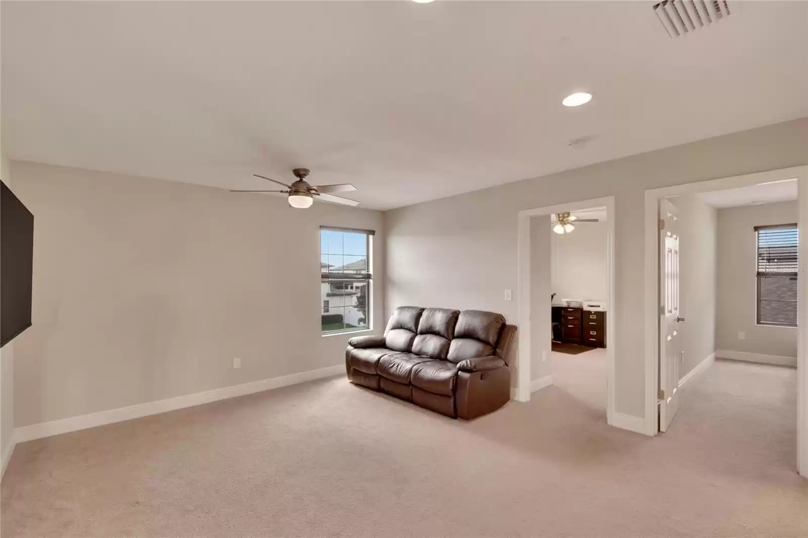 Upstairs Bonus Room