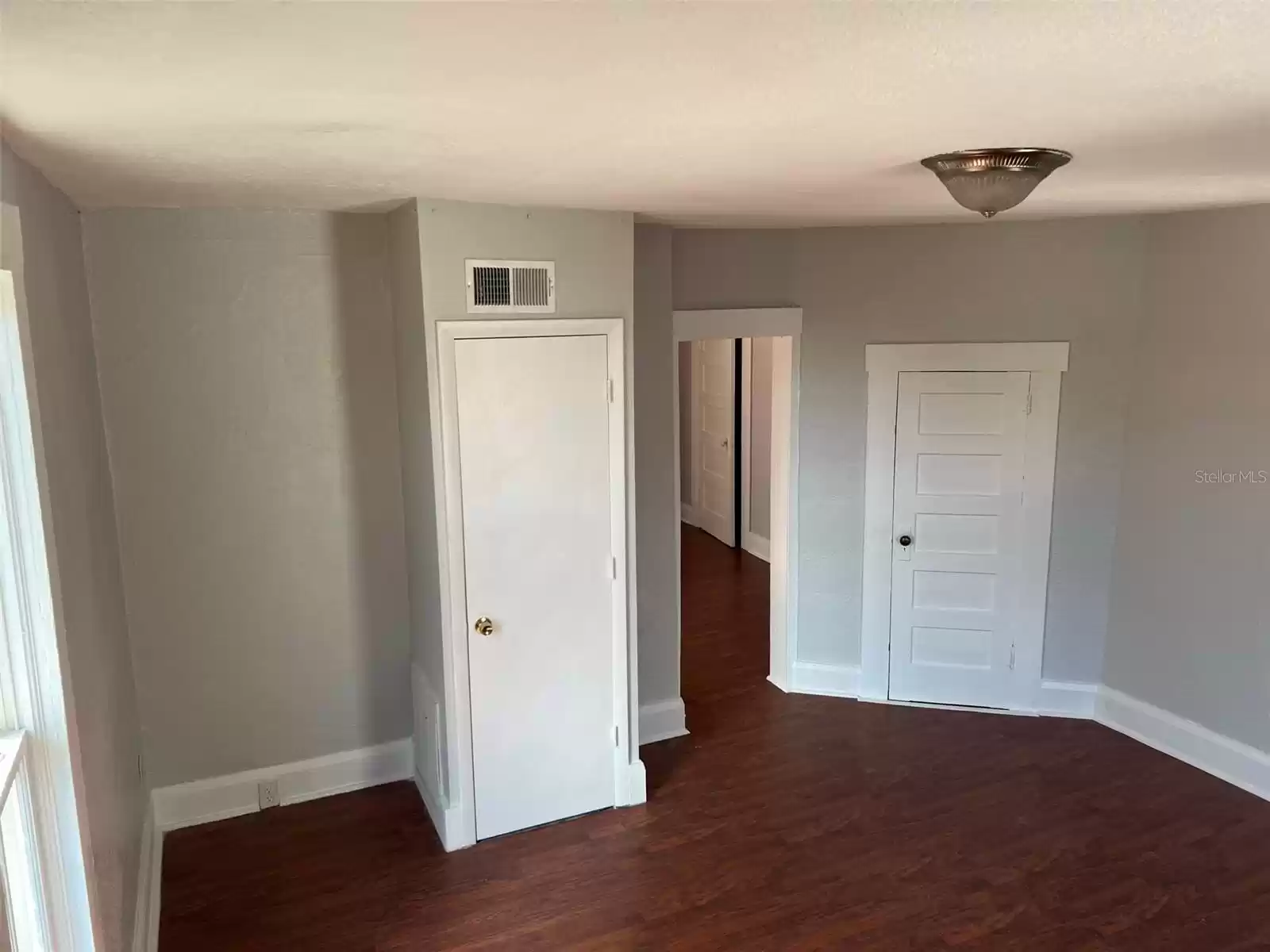 901 PENNSYLVANIA AVENUE, LAKELAND, Florida 33803, 1 Bedroom Bedrooms, ,1 BathroomBathrooms,Residential Lease,For Rent,PENNSYLVANIA,MFRO6222343