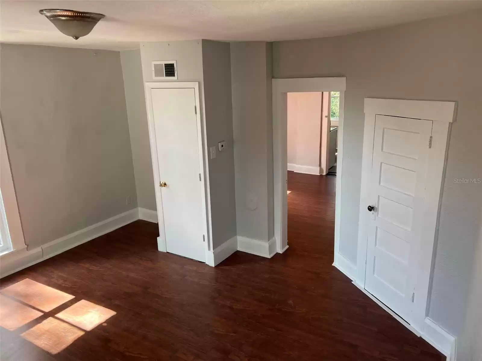 901 PENNSYLVANIA AVENUE, LAKELAND, Florida 33803, 1 Bedroom Bedrooms, ,1 BathroomBathrooms,Residential Lease,For Rent,PENNSYLVANIA,MFRO6222343