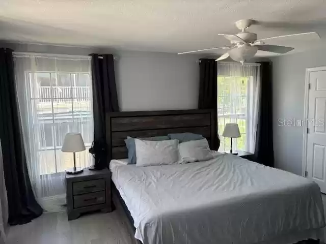 252 DOLPHIN POINT, CLEARWATER, Florida 33767, 2 Bedrooms Bedrooms, ,2 BathroomsBathrooms,Residential Lease,For Rent,DOLPHIN,MFRT3535263