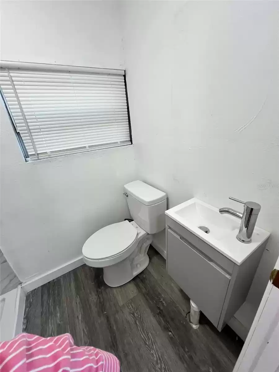 1313 39TH STREET, ORLANDO, Florida 32839, ,1 BathroomBathrooms,Residential Lease,For Rent,39TH,MFRS5107563