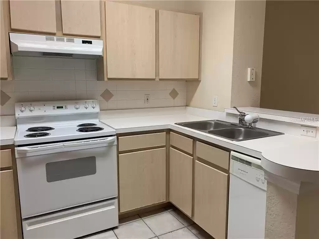 831 CAMARGO WAY, ALTAMONTE SPRINGS, Florida 32714, 1 Bedroom Bedrooms, ,1 BathroomBathrooms,Residential Lease,For Rent,CAMARGO,MFRO6222112