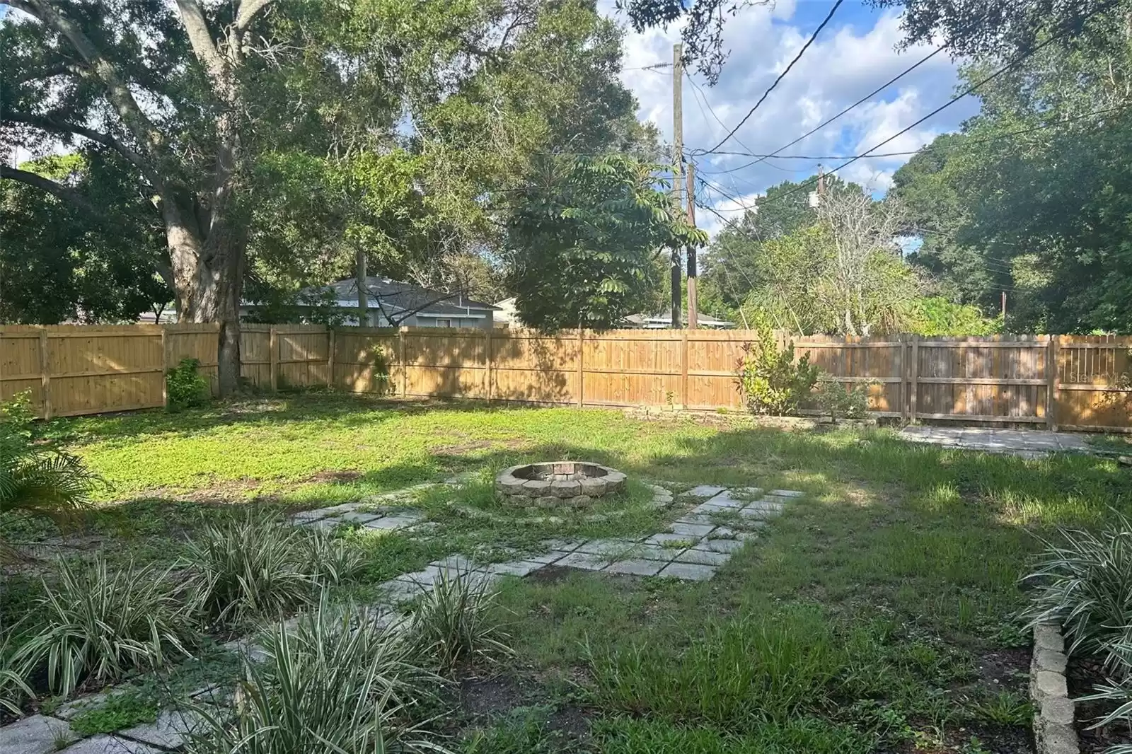 1508 WINCHESTER ROAD, SAINT PETERSBURG, Florida 33710, 3 Bedrooms Bedrooms, ,2 BathroomsBathrooms,Residential Lease,For Rent,WINCHESTER,MFRU8250039