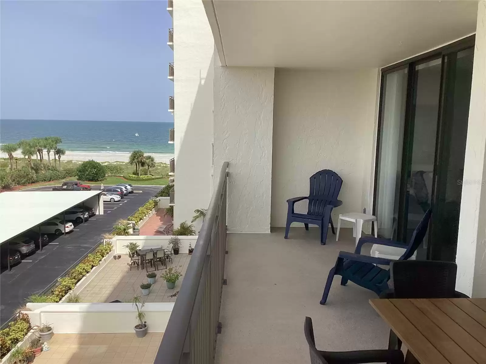 1430 GULF BOULEVARD, CLEARWATER BEACH, Florida 33767, 2 Bedrooms Bedrooms, ,2 BathroomsBathrooms,Residential Lease,For Rent,GULF,MFRU8249997