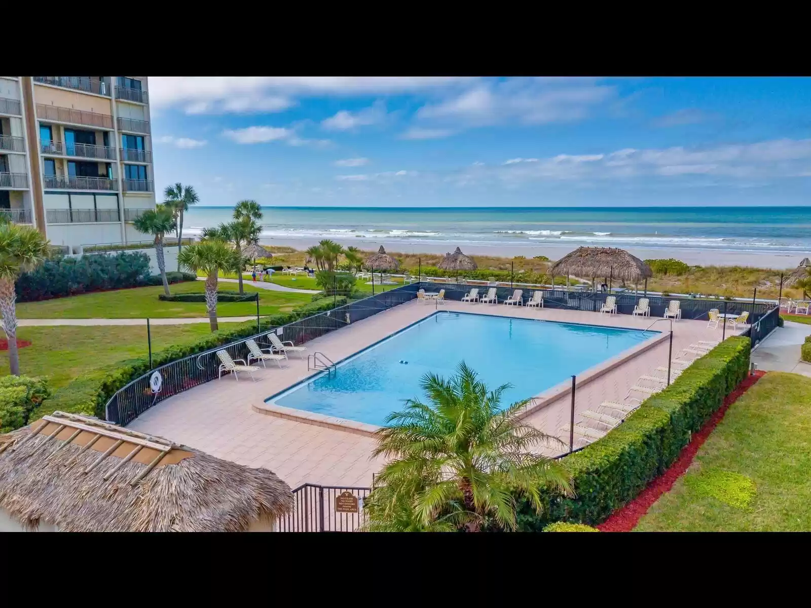 1430 GULF BOULEVARD, CLEARWATER BEACH, Florida 33767, 2 Bedrooms Bedrooms, ,2 BathroomsBathrooms,Residential Lease,For Rent,GULF,MFRU8249997