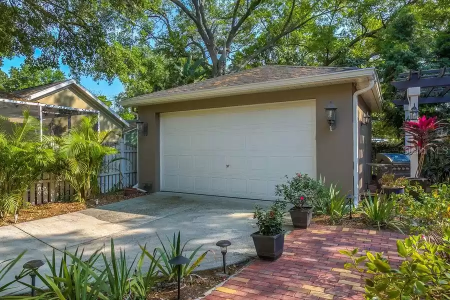 3408 BAY VILLA AVENUE, TAMPA, Florida 33611, 4 Bedrooms Bedrooms, ,2 BathroomsBathrooms,Residential Lease,For Rent,BAY VILLA,MFRT3541264