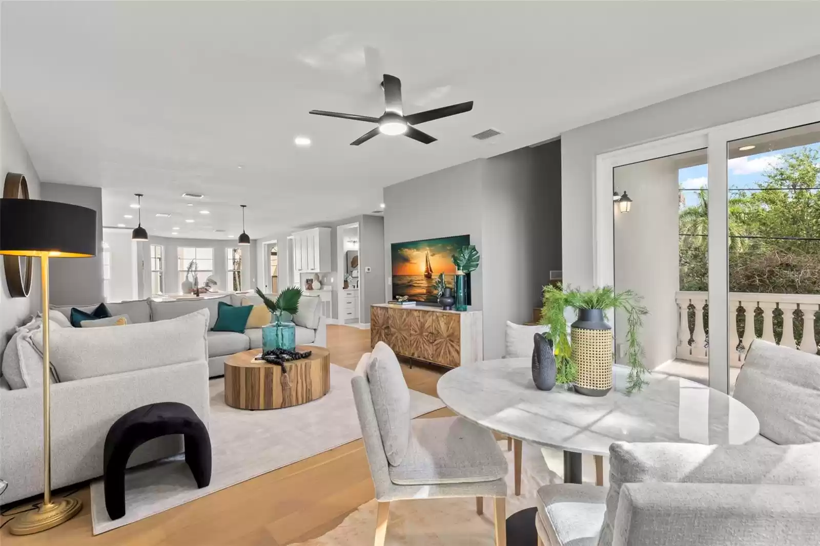 1340 BAYSHORE BOULEVARD, DUNEDIN, Florida 34698, 3 Bedrooms Bedrooms, ,2 BathroomsBathrooms,Residential,For Sale,BAYSHORE,0,MFRU8249995