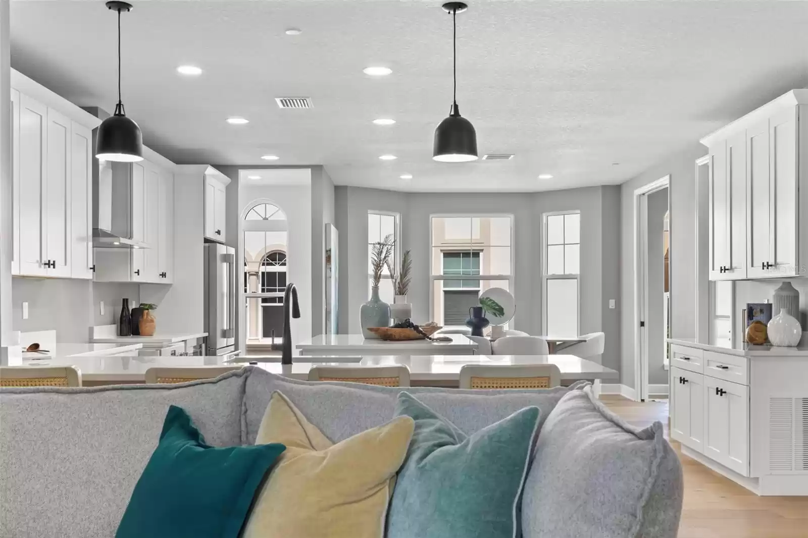 1340 BAYSHORE BOULEVARD, DUNEDIN, Florida 34698, 3 Bedrooms Bedrooms, ,2 BathroomsBathrooms,Residential,For Sale,BAYSHORE,0,MFRU8249995