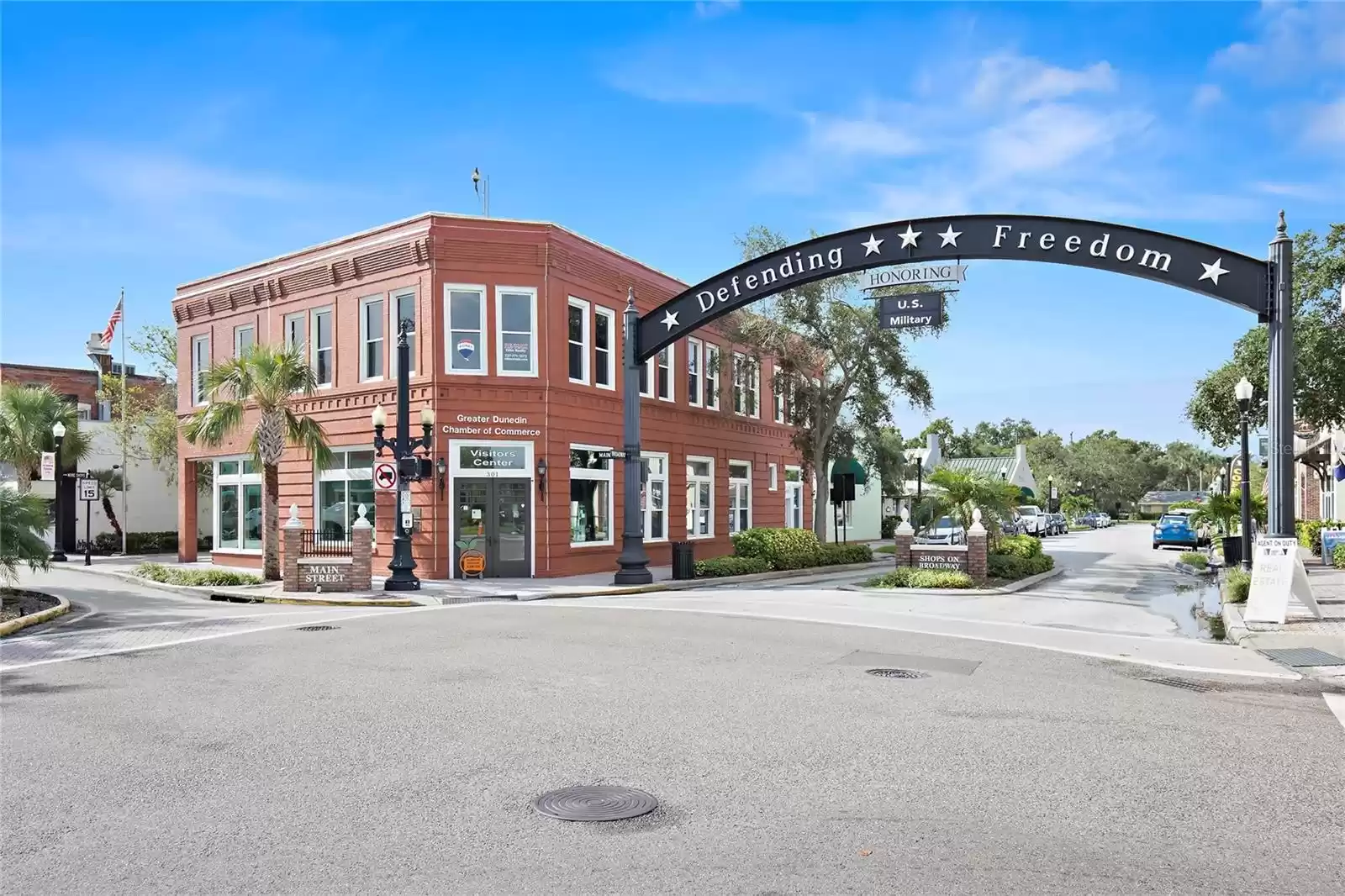 1340 BAYSHORE BOULEVARD, DUNEDIN, Florida 34698, 3 Bedrooms Bedrooms, ,2 BathroomsBathrooms,Residential,For Sale,BAYSHORE,0,MFRU8249995