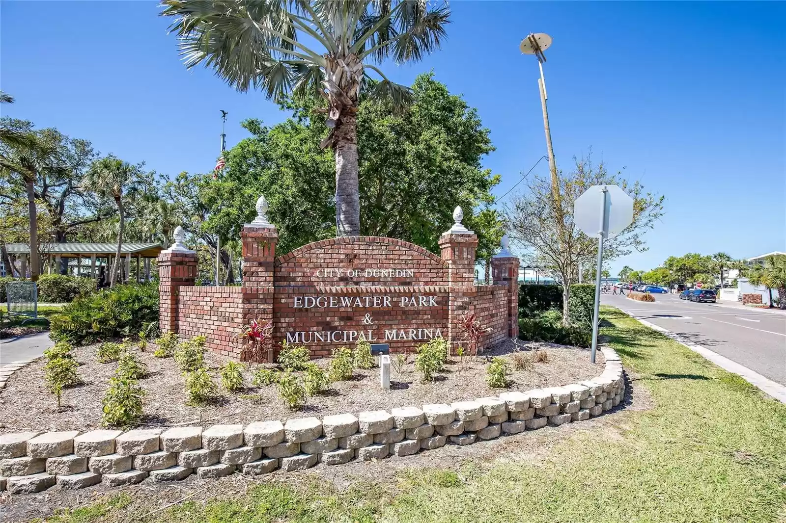 1340 BAYSHORE BOULEVARD, DUNEDIN, Florida 34698, 3 Bedrooms Bedrooms, ,2 BathroomsBathrooms,Residential,For Sale,BAYSHORE,0,MFRU8249995