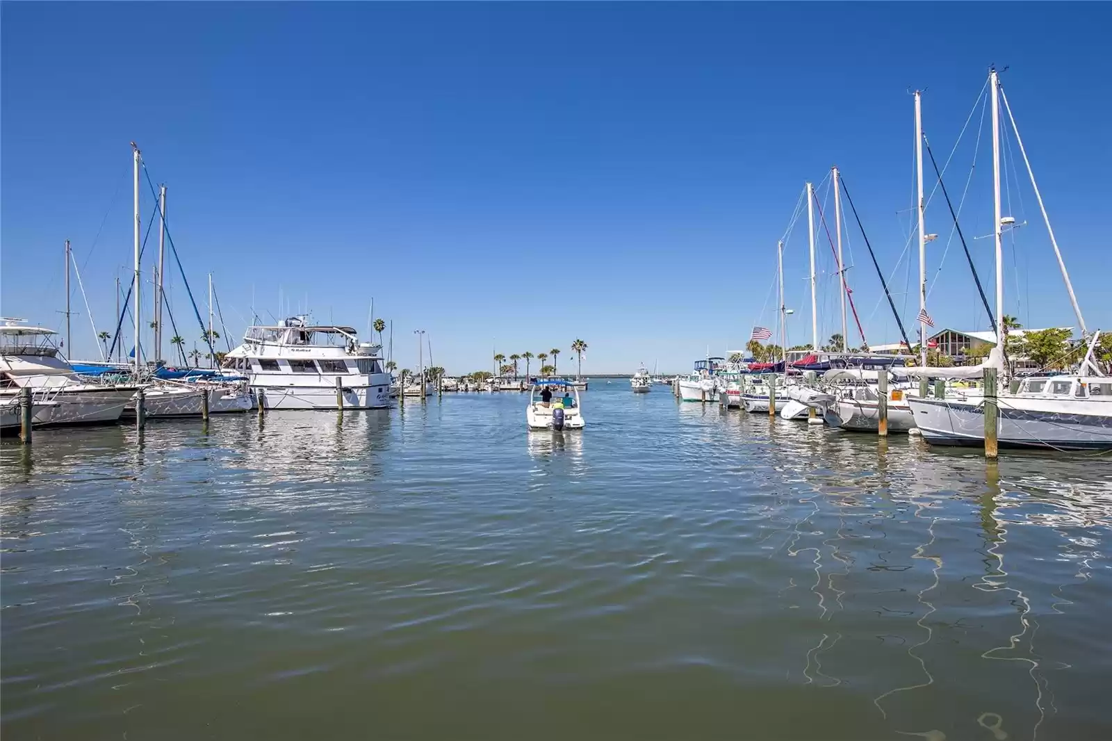1340 BAYSHORE BOULEVARD, DUNEDIN, Florida 34698, 3 Bedrooms Bedrooms, ,2 BathroomsBathrooms,Residential,For Sale,BAYSHORE,0,MFRU8249995