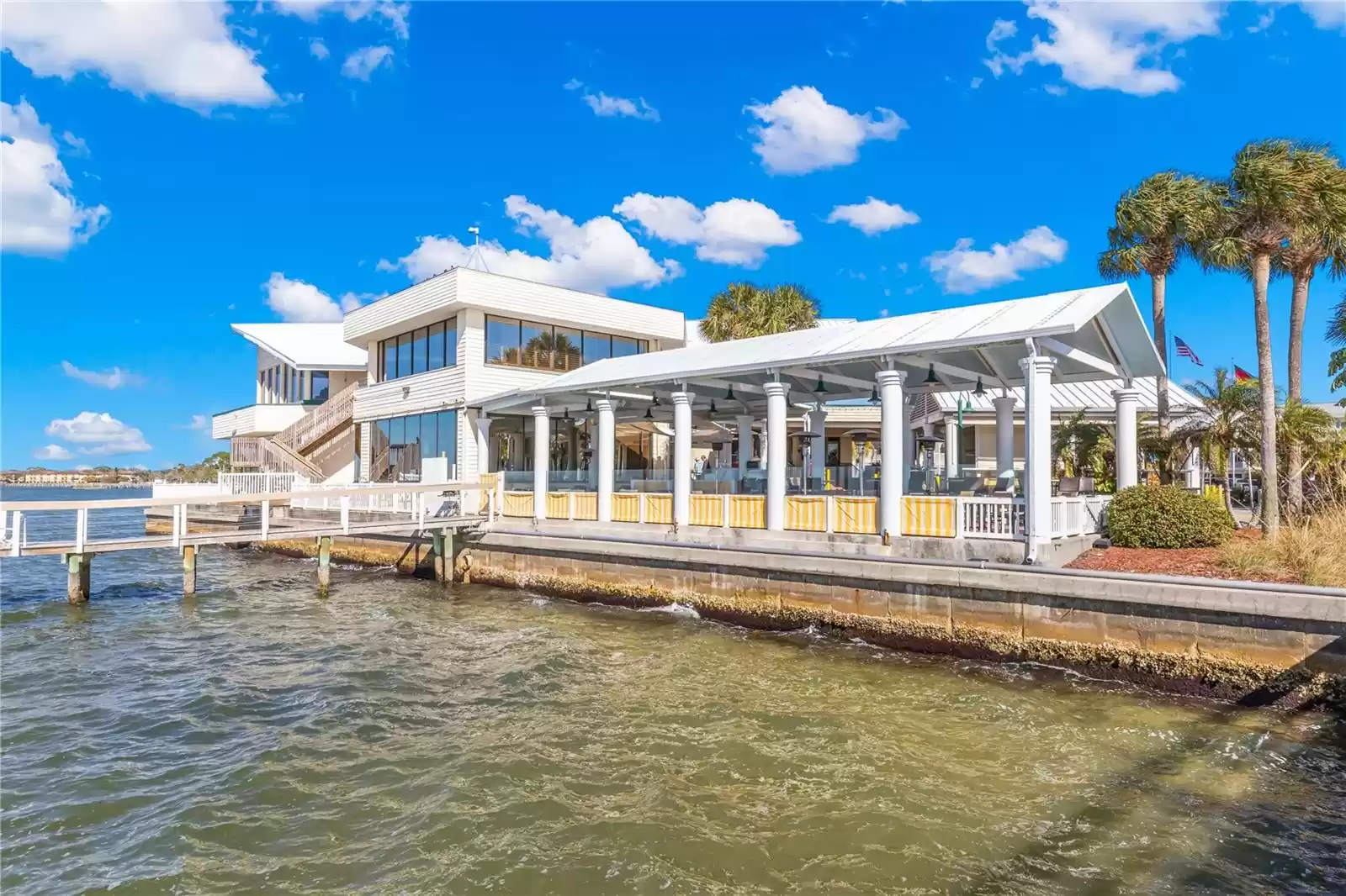 1340 BAYSHORE BOULEVARD, DUNEDIN, Florida 34698, 3 Bedrooms Bedrooms, ,2 BathroomsBathrooms,Residential,For Sale,BAYSHORE,0,MFRU8249995