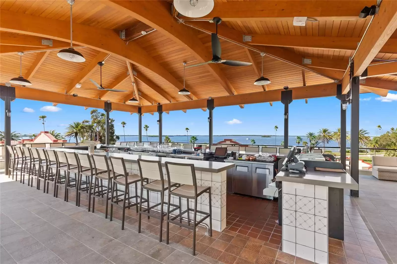 1340 BAYSHORE BOULEVARD, DUNEDIN, Florida 34698, 3 Bedrooms Bedrooms, ,2 BathroomsBathrooms,Residential,For Sale,BAYSHORE,0,MFRU8249995
