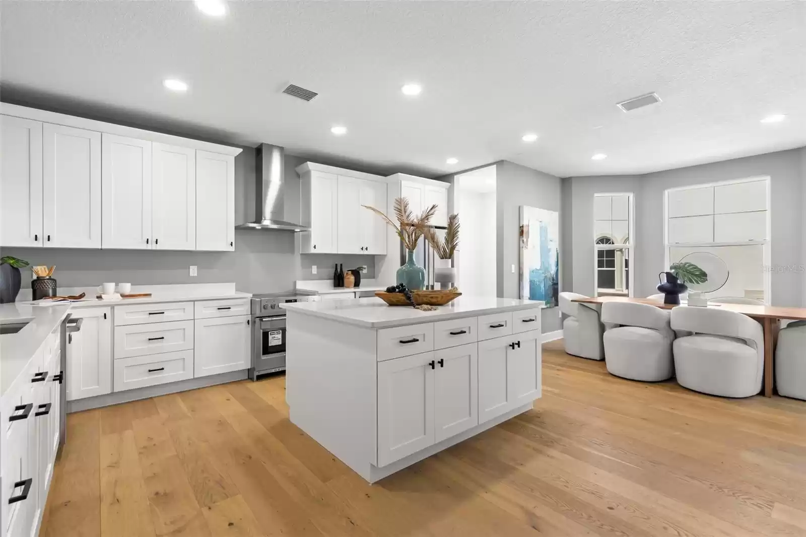 1340 BAYSHORE BOULEVARD, DUNEDIN, Florida 34698, 3 Bedrooms Bedrooms, ,2 BathroomsBathrooms,Residential,For Sale,BAYSHORE,0,MFRU8249995