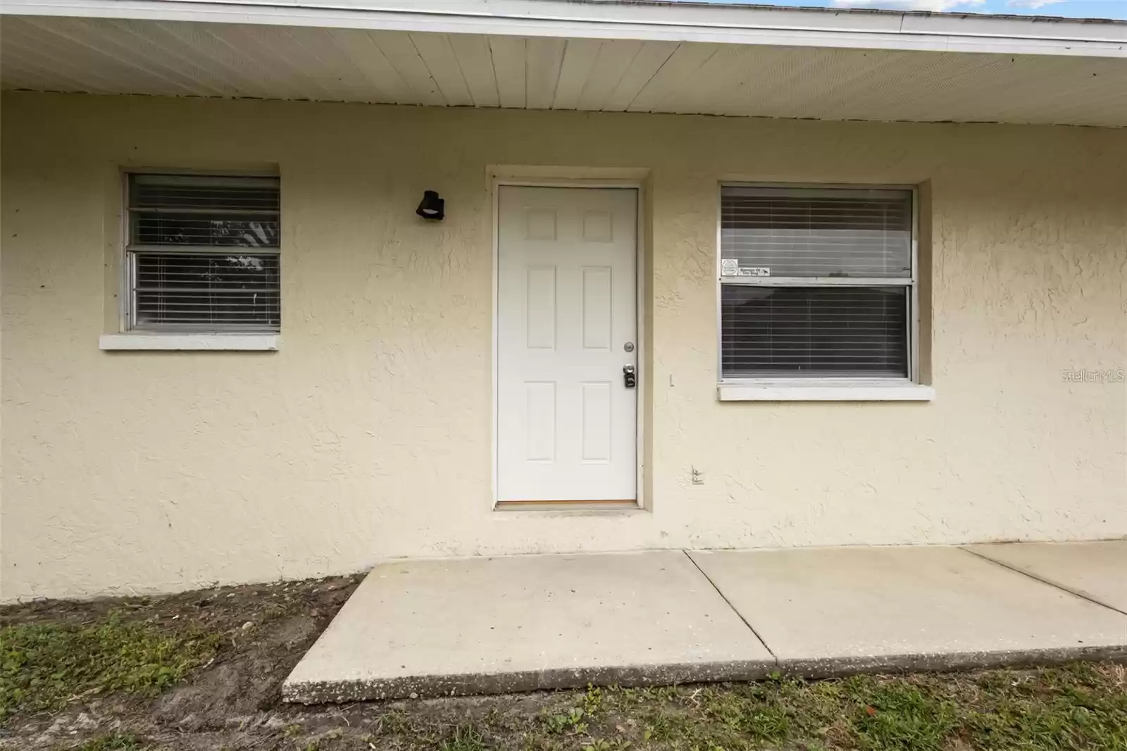 321 JERU BOULEVARD, TARPON SPRINGS, Florida 34689, 1 Bedroom Bedrooms, ,1 BathroomBathrooms,Residential Lease,For Rent,JERU,MFRU8249988