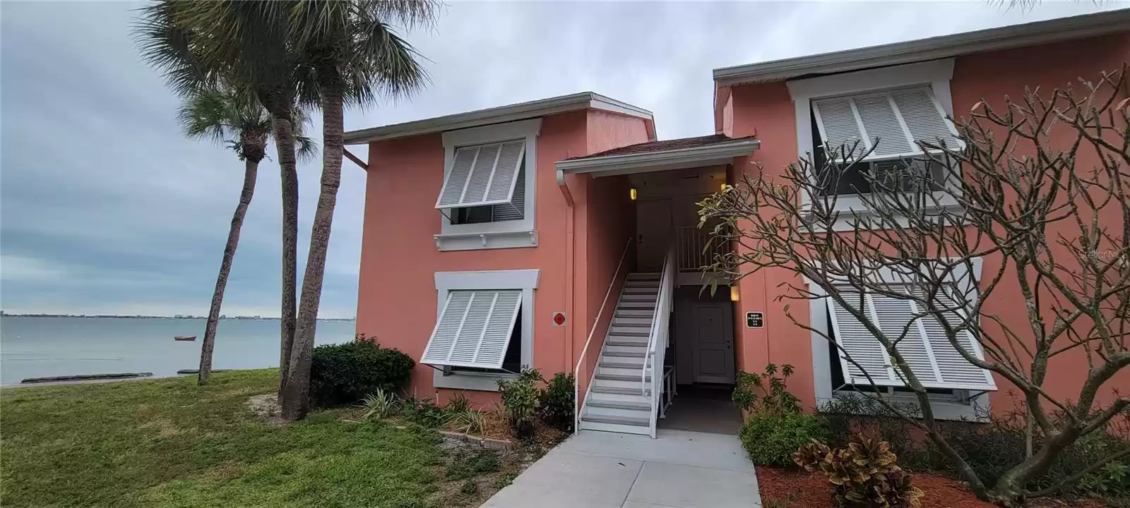 3715 42ND WAY, ST PETERSBURG, Florida 33711, 1 Bedroom Bedrooms, ,1 BathroomBathrooms,Residential Lease,For Rent,42ND,MFRU8250091