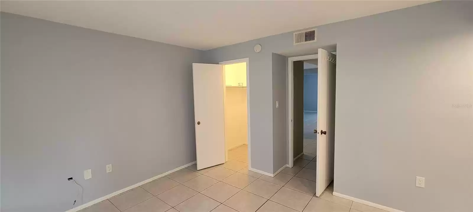 3715 42ND WAY, ST PETERSBURG, Florida 33711, 1 Bedroom Bedrooms, ,1 BathroomBathrooms,Residential Lease,For Rent,42ND,MFRU8250091