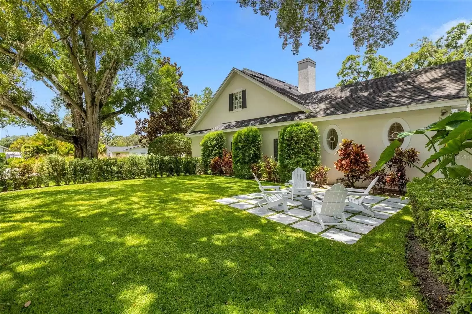 Side Yard Patio