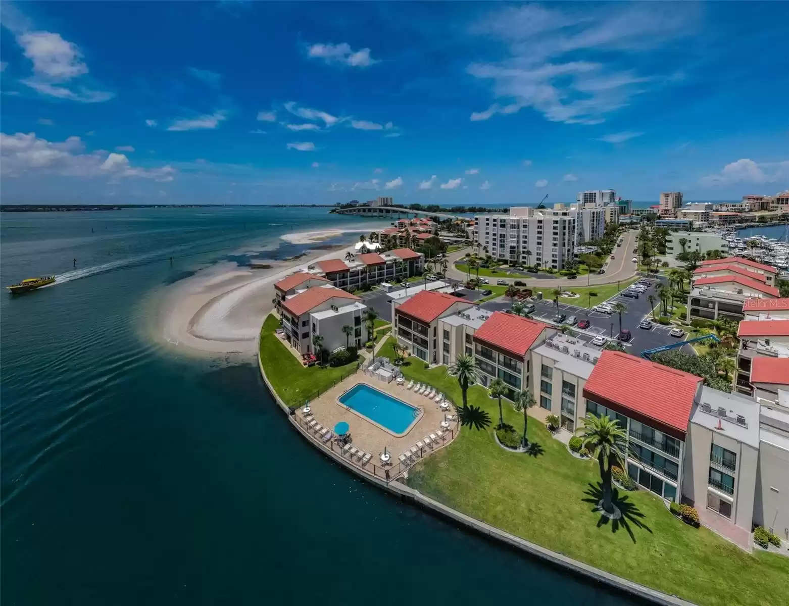 800 GULFVIEW BOULEVARD, CLEARWATER BEACH, Florida 33767, 2 Bedrooms Bedrooms, ,2 BathroomsBathrooms,Residential Lease,For Rent,GULFVIEW,MFRU8250141