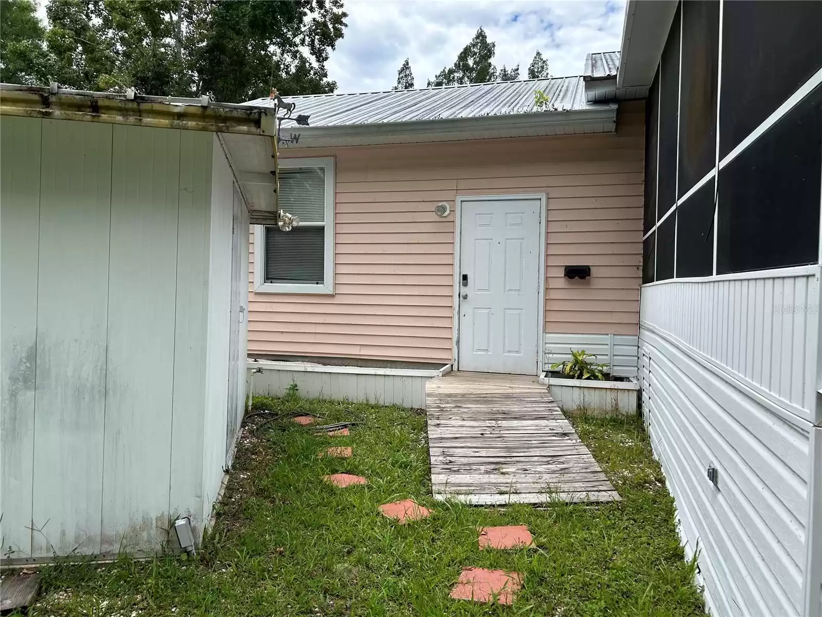 24949 BARTRAM ROAD, ASTOR, Florida 32102, 3 Bedrooms Bedrooms, ,2 BathroomsBathrooms,Residential Lease,For Rent,BARTRAM,MFRV4937424