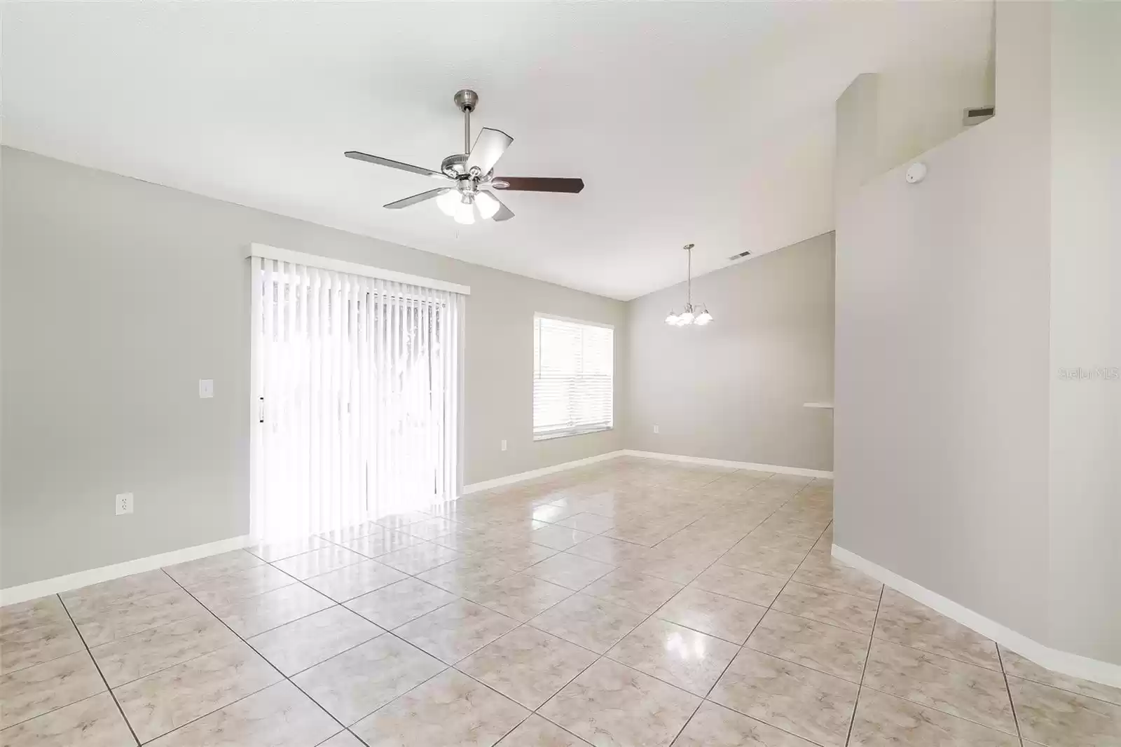 15513 GREATER GROVES BOULEVARD, CLERMONT, Florida 34714, 4 Bedrooms Bedrooms, ,2 BathroomsBathrooms,Residential Lease,For Rent,GREATER GROVES,MFRO6223716