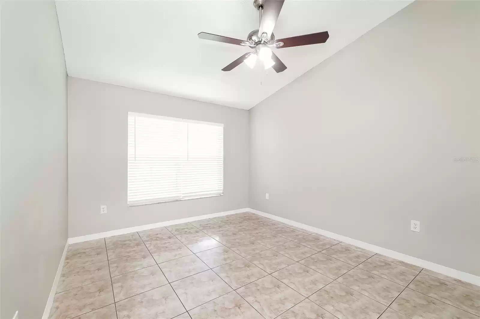 15513 GREATER GROVES BOULEVARD, CLERMONT, Florida 34714, 4 Bedrooms Bedrooms, ,2 BathroomsBathrooms,Residential Lease,For Rent,GREATER GROVES,MFRO6223716