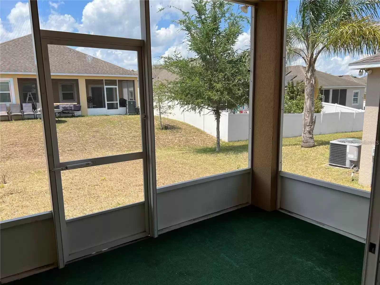 1042 SUFFRAGETTE CIRCLE, HAINES CITY, Florida 33844, 3 Bedrooms Bedrooms, ,2 BathroomsBathrooms,Residential Lease,For Rent,SUFFRAGETTE,MFRO6222403