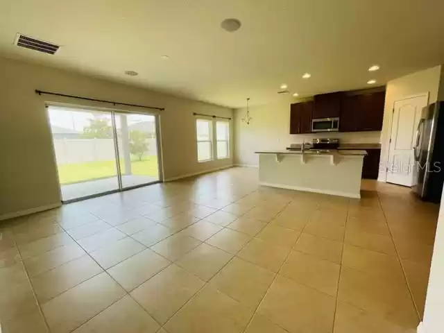 360 SUMMER SQUALL ROAD, DAVENPORT, Florida 33837, 3 Bedrooms Bedrooms, ,2 BathroomsBathrooms,Residential Lease,For Rent,SUMMER SQUALL,MFRS5108489