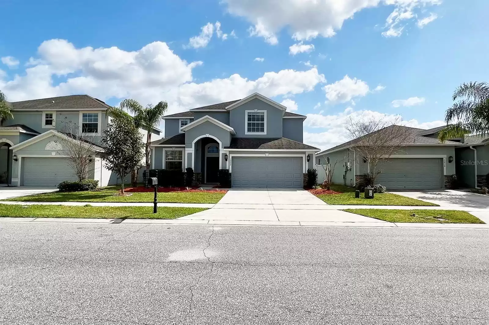 1604 THETFORD CIRCLE, ORLANDO, Florida 32824, 6 Bedrooms Bedrooms, ,3 BathroomsBathrooms,Residential Lease,For Rent,THETFORD,MFRS5104603